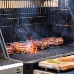 Masterbuilt Gravity Series™ 800 Digital Charcoal Griddle + Grill - Image 5